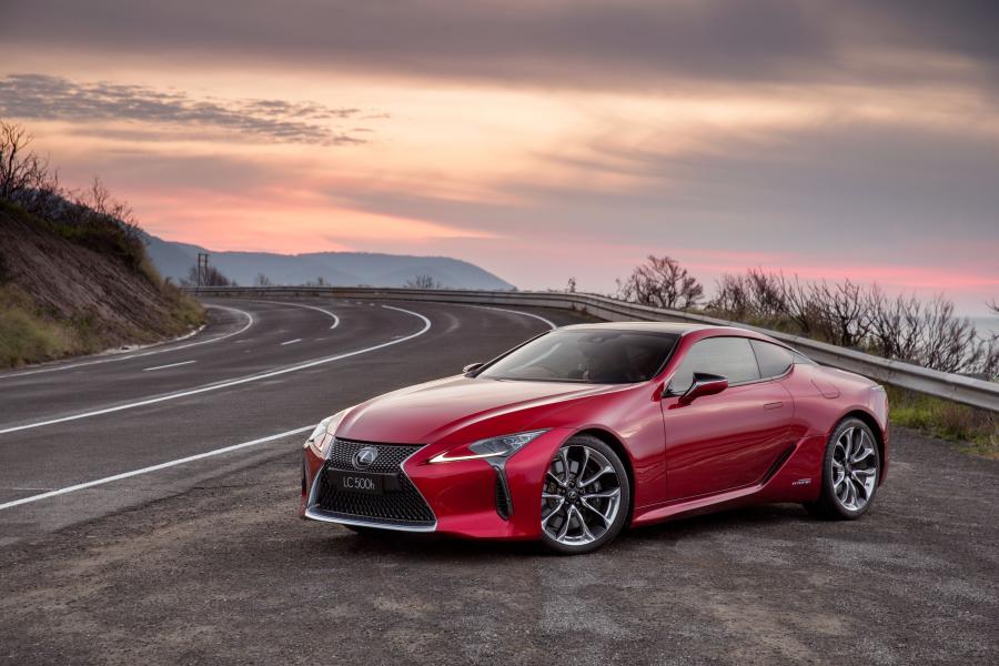  Lexus LC500h 2017 года  (AU) (фото 1 из 22)